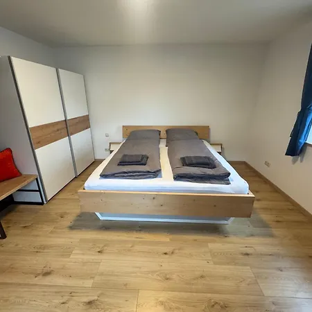 Moderne Grosse Mit Garten Apartmán Hausham