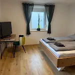 Moderne Grosse Mit Garten Διαμέρισμα *