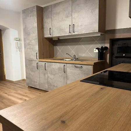 Moderne Grosse Mit Garten Appartamento Hausham